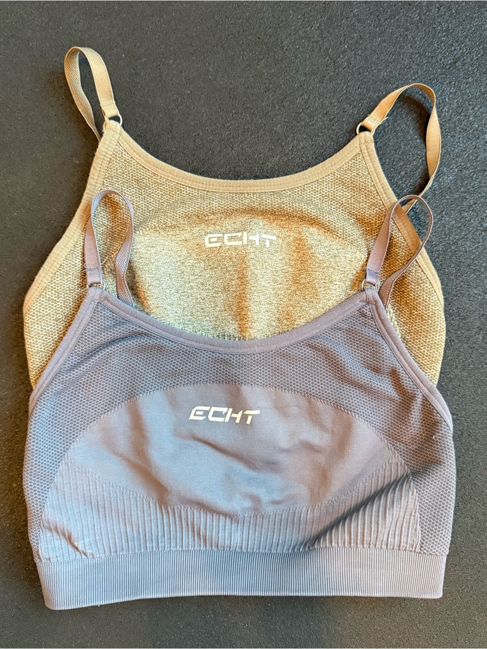2 ECHT sports bras Prime & Arise size small